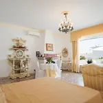 Apartament In Ad *